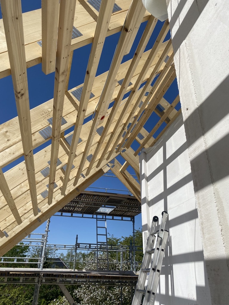 Nyt tag, tømrerarbejde i Kastrup